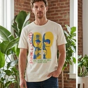 Urban Outfitters Pink Floyd Graphic Tee - White